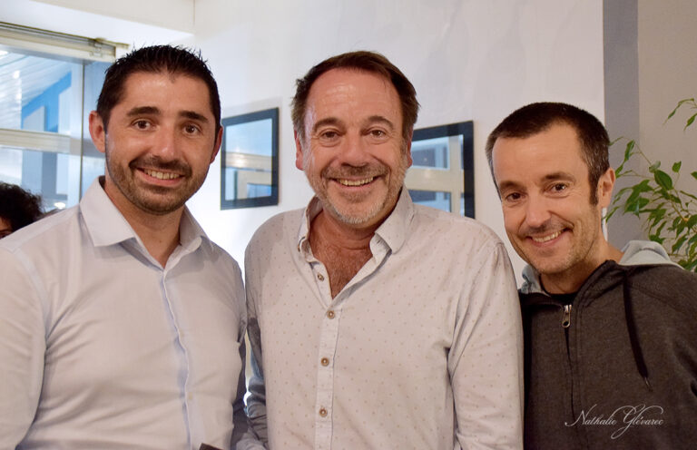 Julien Bassus, Michel Bussi et Benoit Lacoste lors de la dédicace à la librairie "Aux feuilles volantes" à St Paul les Dax le 11 septembre 2024